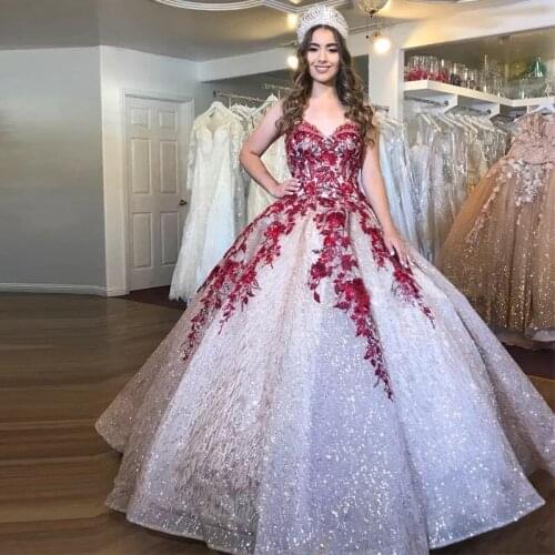 Luxury Quinceanera Dresses 2021 Princess Ball Gown Sweetheart Sleeveless Lace Appliques Sequined Pageant Party Sweet 15 Dress