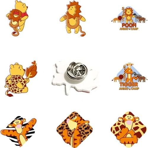 Disney Good Friends Lapel Pin Pooh Winnie And Jumping Tiger Cartoon Modeling Resin Acrylic Gifts For Friends Party Accessories