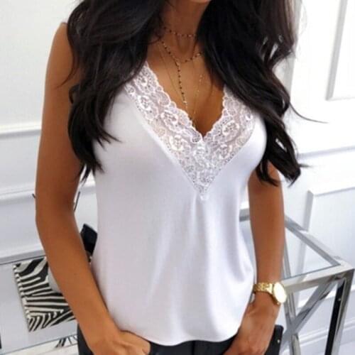 2021 New Clothes Women Fashion Solid Color Lace Clothing Female Hollow Stitching Vests Ladies Slimming Bottoming Shirt Tops