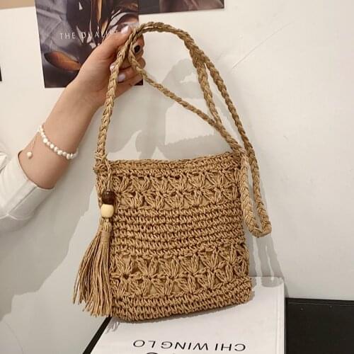 Fashion Summer Beach Straw Phone Purses Shoulder Crossbody Bag Women HandBags 2021 New Tassel Ladies Messenger Bags Qualited