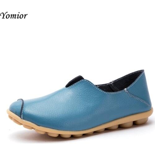 Yomior Big Size Casual Flats Round Toe Slip-On Solid Loafers Soft Genuine Leather Comfortable Driving Shoes Nurse Mother Shoes