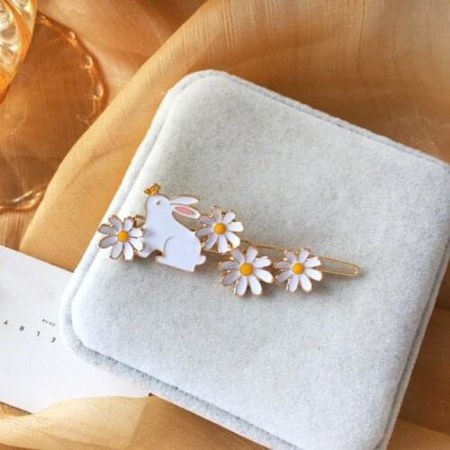 Fresh cute daisy hairpin fun white rabbit flower enamel hairpin fairy girl hair accessories for women