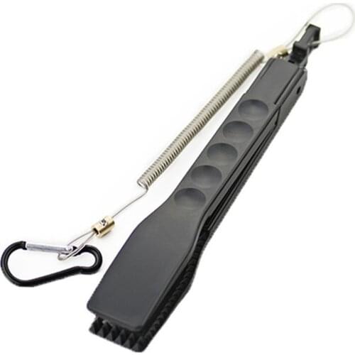 2021 Fish Grip Fishing Body Tongs Gripper Holder Switch Lock Fish Gripper Gear Pince De Peche Fishing Tong Tools Supplies
