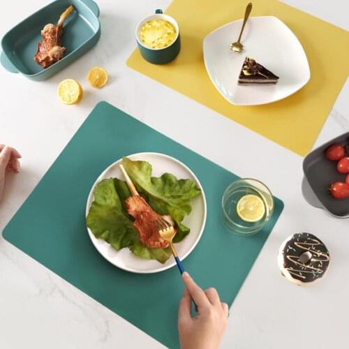 Kids Place Mat Square Shape Heat Insulation Silicone Kitchen Kids Dinner Mat Food Table Anti-staining Decorative Mat for Home