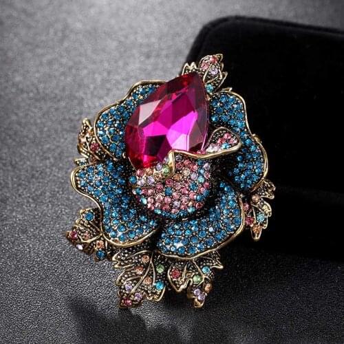Zlxgirl Blue Pink Flowers Brooches Bouquet Christmas Accessories Beautiful Women Vintage Brooch Pins Bijoux Womens Hijab Pins