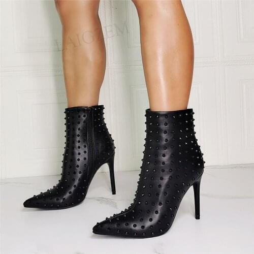 DOBANER FASHION Women Ankle Boots Side Zip Handmade Booties Donne Stivali Botas Rivets Club Shoes Woman Plus Size 43 44 46 47