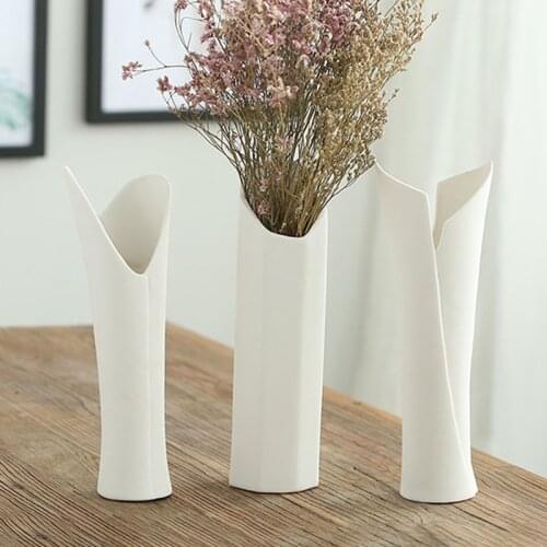 Simple Modern White Creative Art Tabletop Living Room Ceramic Vase Ornaments Home Decoration Art Flower Vase Decor Wedding Gifts