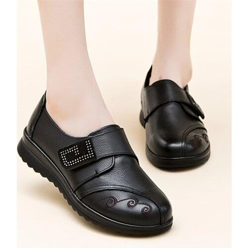 Womens Shoes 2021 Spring/Autumn genuine leather women flat shoes women Damping Non-slip Casual Flat shoes Lady Driving Shoes