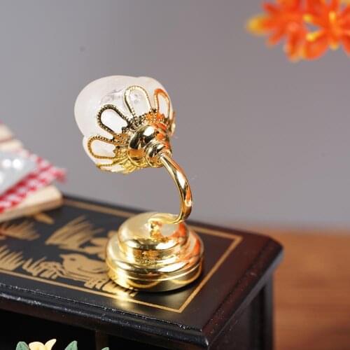 1:12 Dollhouse Gold Plated Floral Metal LED Wall Lamp Model For Children Doll Furniture Miniature Gift Toys House Light S1N2