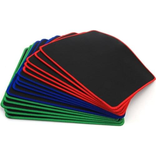 1pc 21*26*0.2cm Gaming Mouse Pad Anti-slip Computer Gamer Mousepads Desk Mat with Locking Edge Random Color