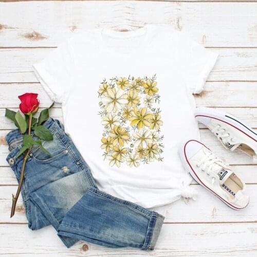 Yellow Cosmos Flowers Print Tshirts WomenS Clothing Funny T Shirt Female Aesthetic Clothes Harajuku Shirt Summer Tops Te