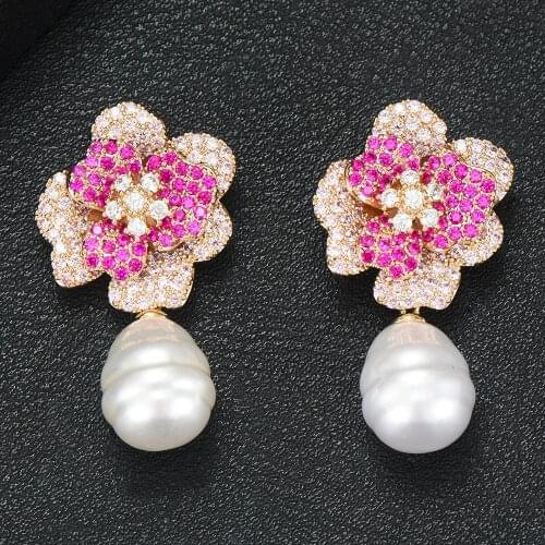 LARRAURI Vintage Flower Imitate Pearl Crystal Dangle Earrings Women Fashion Jewelry Accessories