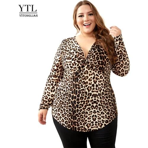 Yitonglian Gray Blouses