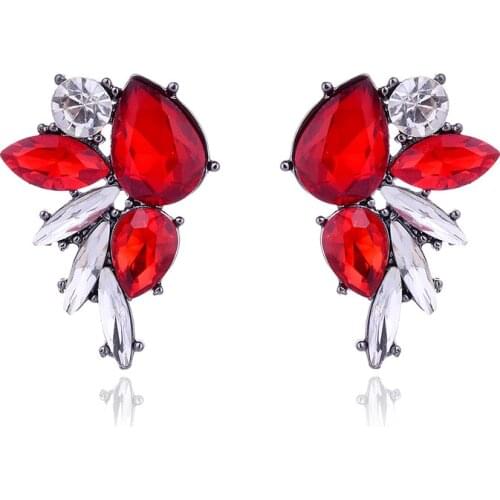 Fashion Butterfly Shape Crystal Opal Stone Stud Earrings Rhinestone InlaidColor Metal Piercing Earrings Women Jewelry