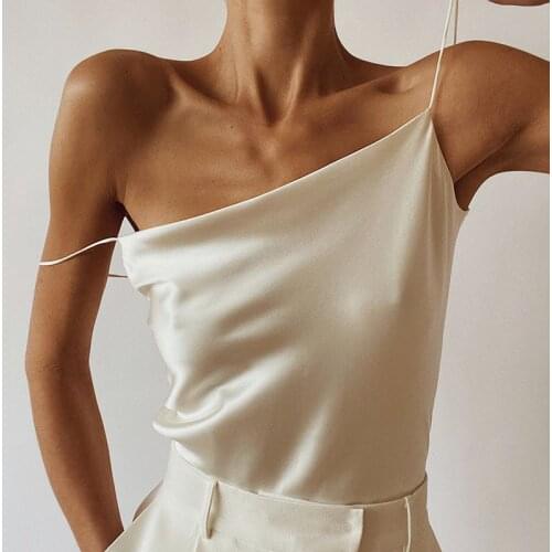 Beautiful fashion simple temperament sexy satin camisole top women loose bottoming fashion inner vest