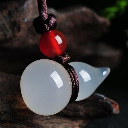 Natural Agate gourd necklace pendant jade necklace pendant white chalcedony necklace pendant mens jewelry