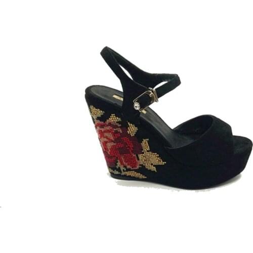 AIBA Women's Sandals