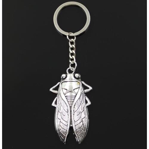 Keychain 62x33mm Summer Cicada Pendants DIY Men Jewelry Car Key Chain Ring Holder Souvenir For Gift
