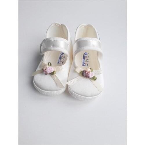 Jaju Baby White Satin Flower Baby Booties