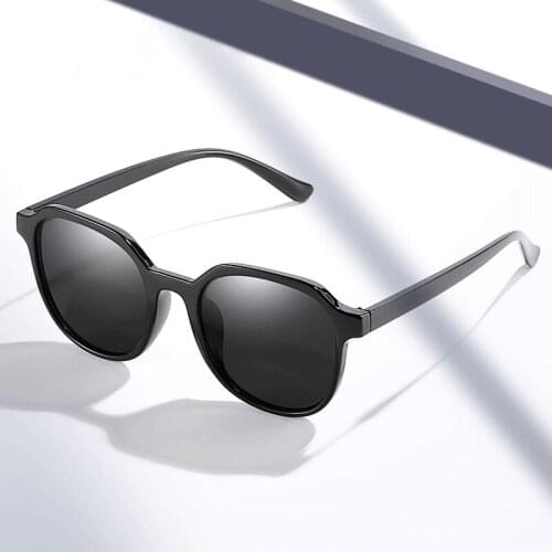 2021 New Unisex Full Frame Retro Design Jelly Sunglasses Trendy Anti-UV Driving Glasses Fashion Light Decoration Daily Wear