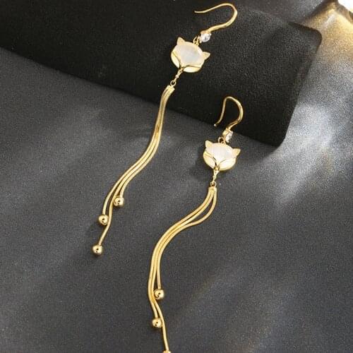 Fox tassel earrings female temperament simple Korean long earrings earrings elegant exquisite Trend Women Fashion Stud Earrings