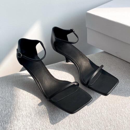 2021 Summer New Sandals Women Retro Square Toe Thin High Heels Shoes Women Buckle Kitten Heel Party Sandalias de las mujeres