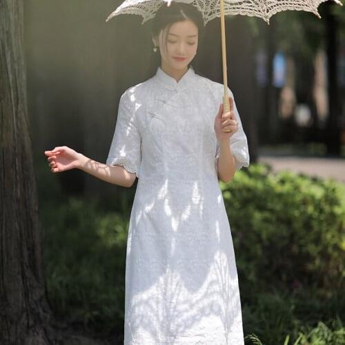 Summer Chinese Style Cheongsam 2021 New Stand-Up Collar Slim Slimming White Buckle Embroidery Flower Mid-Length Dress Female
