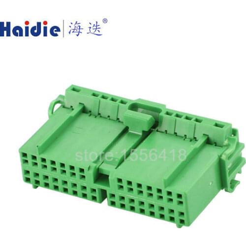2sets 30pin auto electrical male plug of IL-AG5-30S-D3C1 plastic wiring harness unsealed connector
