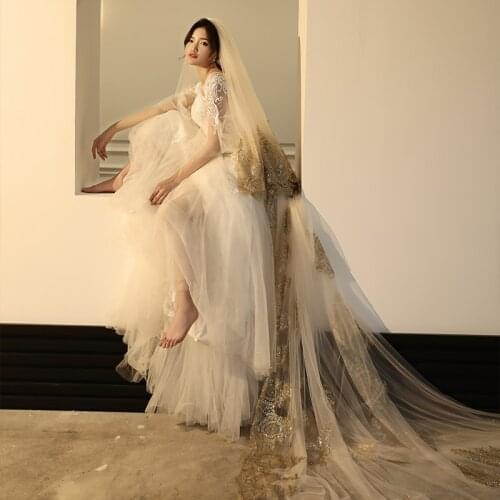 Luxury 3M 5M Wedding Veils Cathedral Appliques Sequins Lace Bridal Veil White Ivory Champagne Two Tiers Bridal Veils Free Comb