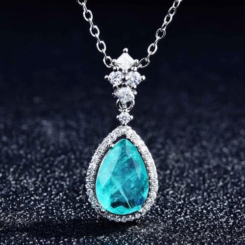 Classical Vintage Green Austrian Crystal Pendant Necklaces for Women Diamonds Gemstones18k White Gold Filled Jewelry Party Gifts