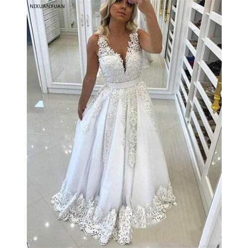 2021 Plus Size Luxurious Women Lace Wedding Dresses Pearls Sashes Sleeveless Lace Bridal Gowns Open Back Wedding Gowns