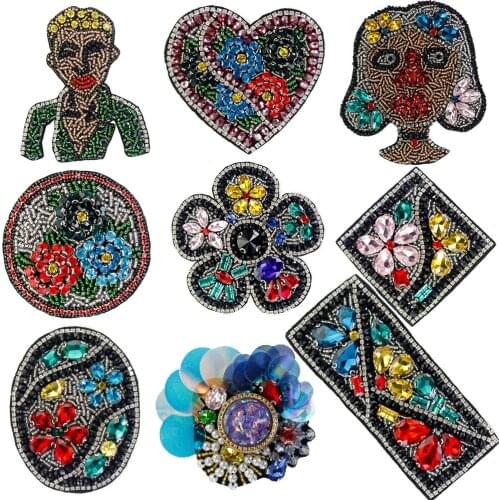 Handmade Heart Flower Beaded Applique Boy Beauty Girl Rhinestone Patches Sew on Clothing Bag Shoes Decorative Craft 2pcs P2062