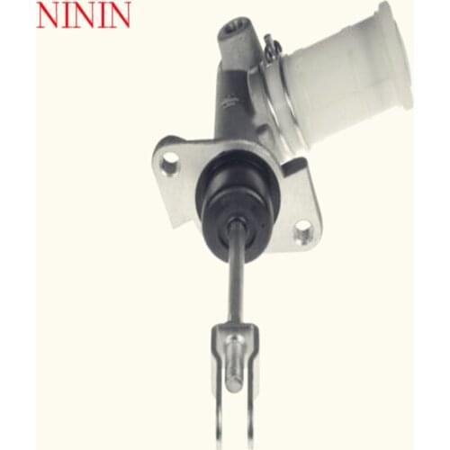 Applicable for 1985-2005 Nissan Vanette Terrano Silvia Navarre D21 pickup clutch master cylinder 30610-01G00
