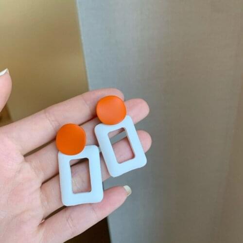 2021 New Simple Hollow Out White Square Drop Dangle Earrings Orange Round Clip Earring For Women Party Jewelry Pendiente Brincos