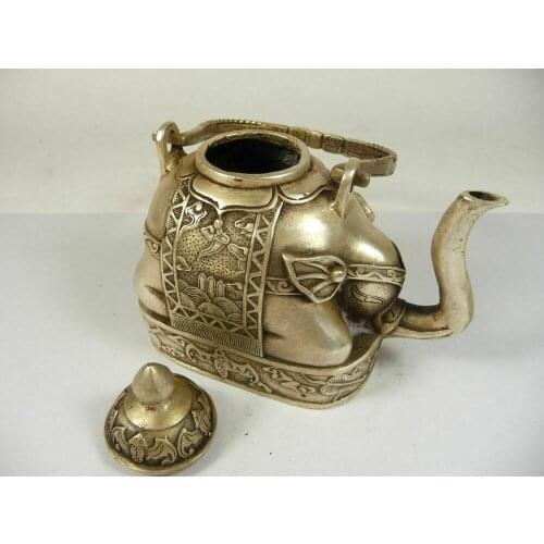 Chinese folk art Tibet silver sculpture bat shape teapot