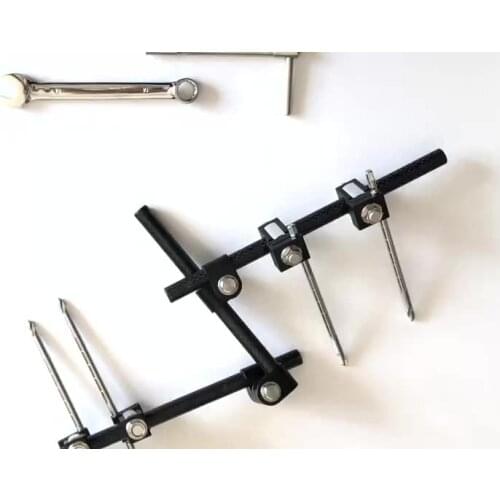 Orthopedic Surgical Instruments Tibial & Femur External Fixator AO