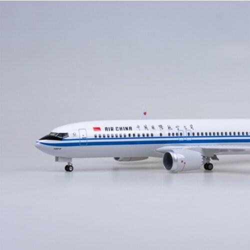 1/85 Scale 47CM Airplane 737MAX B737 MAX Aircraft Air China Airline with Light Wheel Landing gear Plastic Resin Plane Model Toy