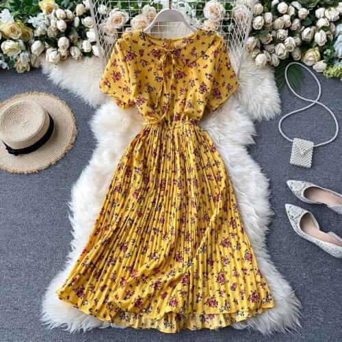 2020 summer women sweet Pleated dress vintage elastic waist short sleeve floral print dress elegant doll collar midi dresses