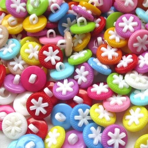 New 50pcs Colorful Plastic Buttons 15mm Sewing Craft Back Hole