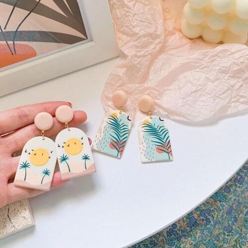Summer Sweet Fun Girl Earrings Small Fresh Art Cute Seaside Coconut Holiday Style Acrylic Female Jewelry Accessories