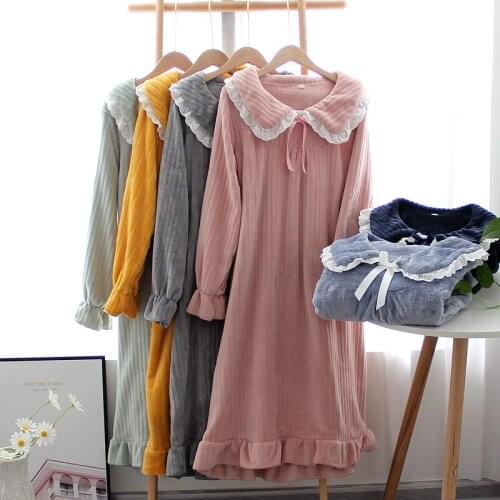 2021 Velvet Thick Women Sleep Dress Long Sleeve Sleepwear Flannel Lace Bow Nightdress Female Winter Warm Womens Home Clothes