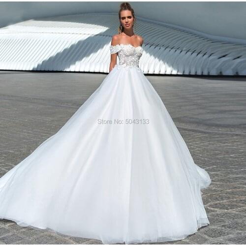 Romantic Applique Flowers Ball Gowns Wedding Dresses Sweetheart Cap Sleeve Bridal Gowns Off Shoulder Corset Back Bride Gown 2021