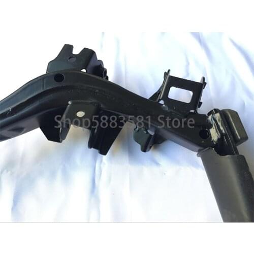 Car rear trailing arm rear bracket rear lower arm triangle arm rear swing arm beam hon dao dys sy right rear follower arm