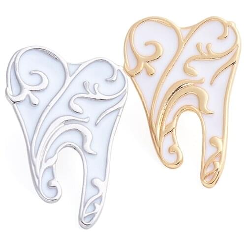 Cute Tooth Pins Badge Brooches Women Accessory Gift Fashion Gold Sliver Medical Doctor Nurse Brooch Punk Jewelry Enamel Pin