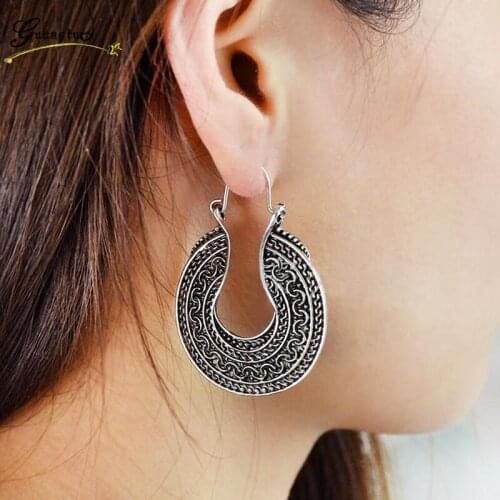 Bohemia Antique Silver Color Hollow Arabesquitic U Shape Hoop Earrings For Women Ethnic Jewelry Indian Earring Bijoux Brincos