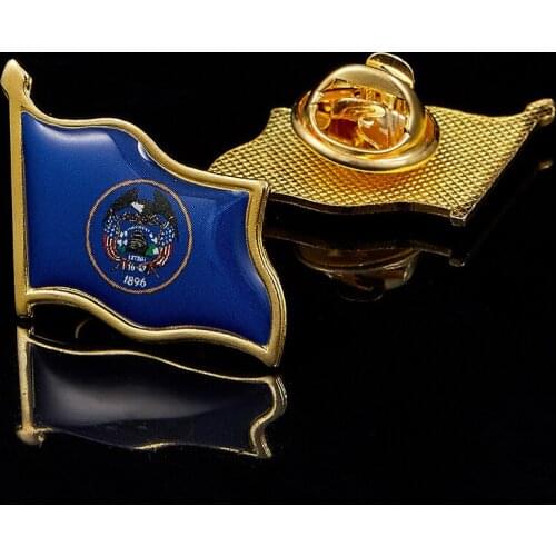 USA Utah State Waving State Epoxy Flag Gold Plated Courtesy Lapel Pin Badge Brooch