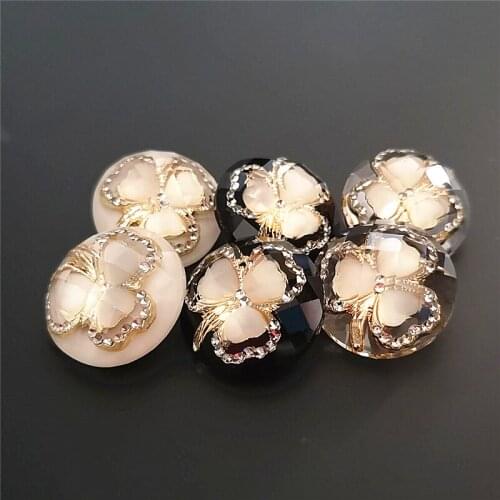 2021 Free Shipping Metal Round Button High Grade Button Of Cardigan Sweater Top The Lucky Grass Button For