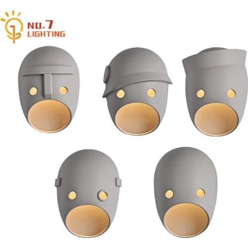 Dutch Design Smiling Face Resin Mask Wall Lamp Art Decor Home Wall Sconce Light Fixtures Background Hotel Coffee Shop Bedroom