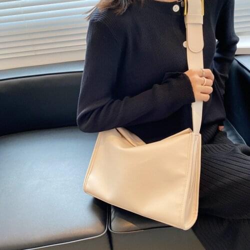 High-quality Womens Capacity One-shoulder Messenger Bag 2021 New Pure Color Art Fan Simple Fashion Large-capacity Students