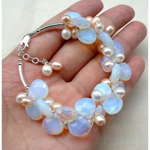 Wholesale Stunning handmade white pink pearl & moonstone bracelet